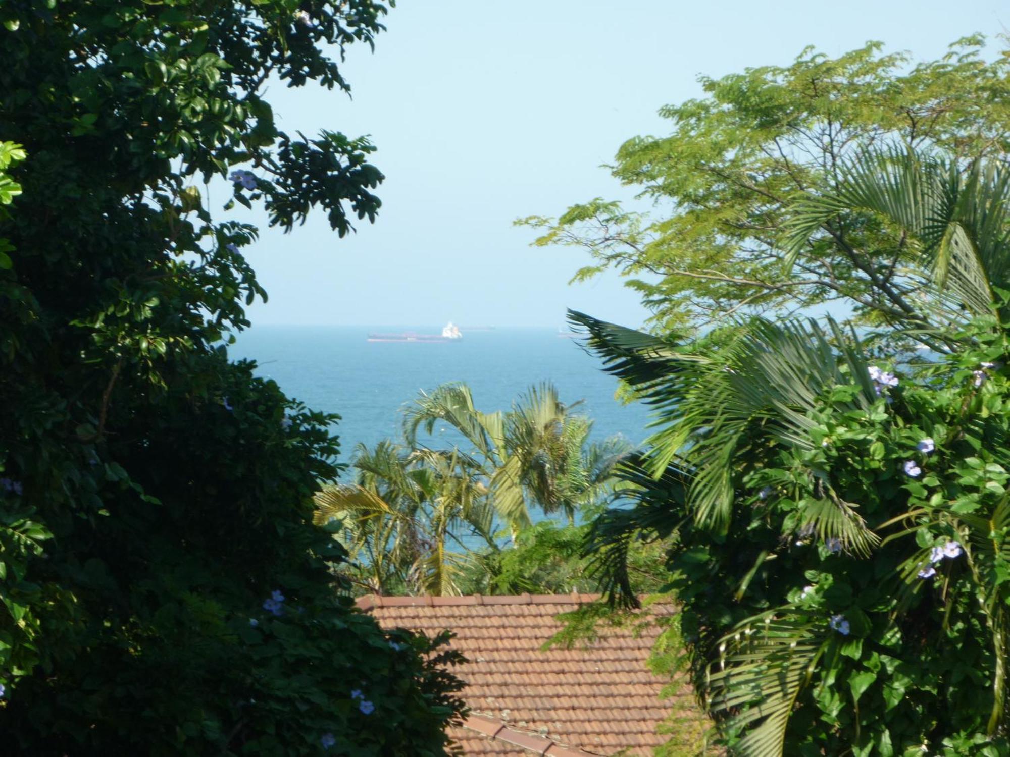 Ridgesea Guest House Durban Exterior photo